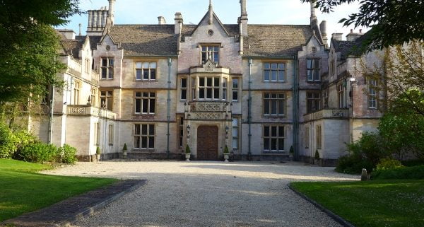 Dineindulge Partner Venue