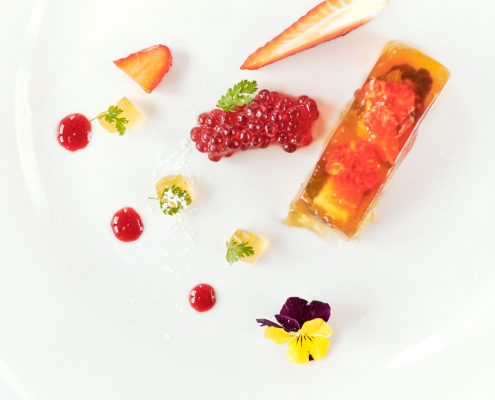 Book a private chef to cook at home for you