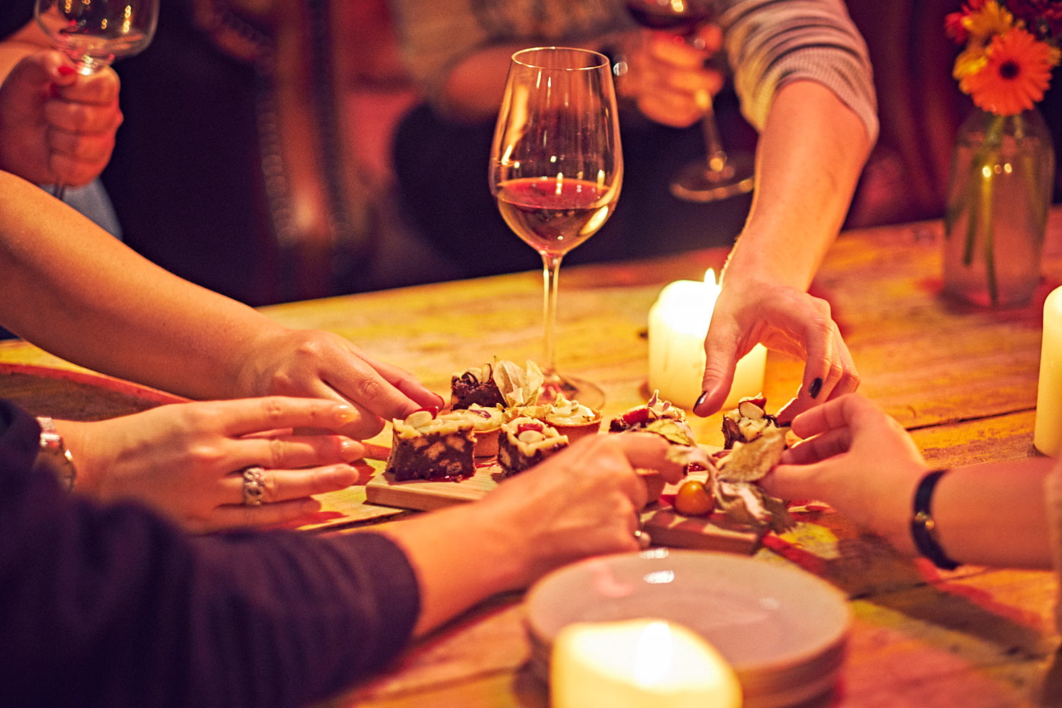 Hire A Private Chef For Your Work Social Dineindulge Personal Chef Hire